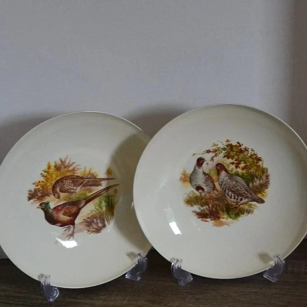Vtg Wall  Decor Plates